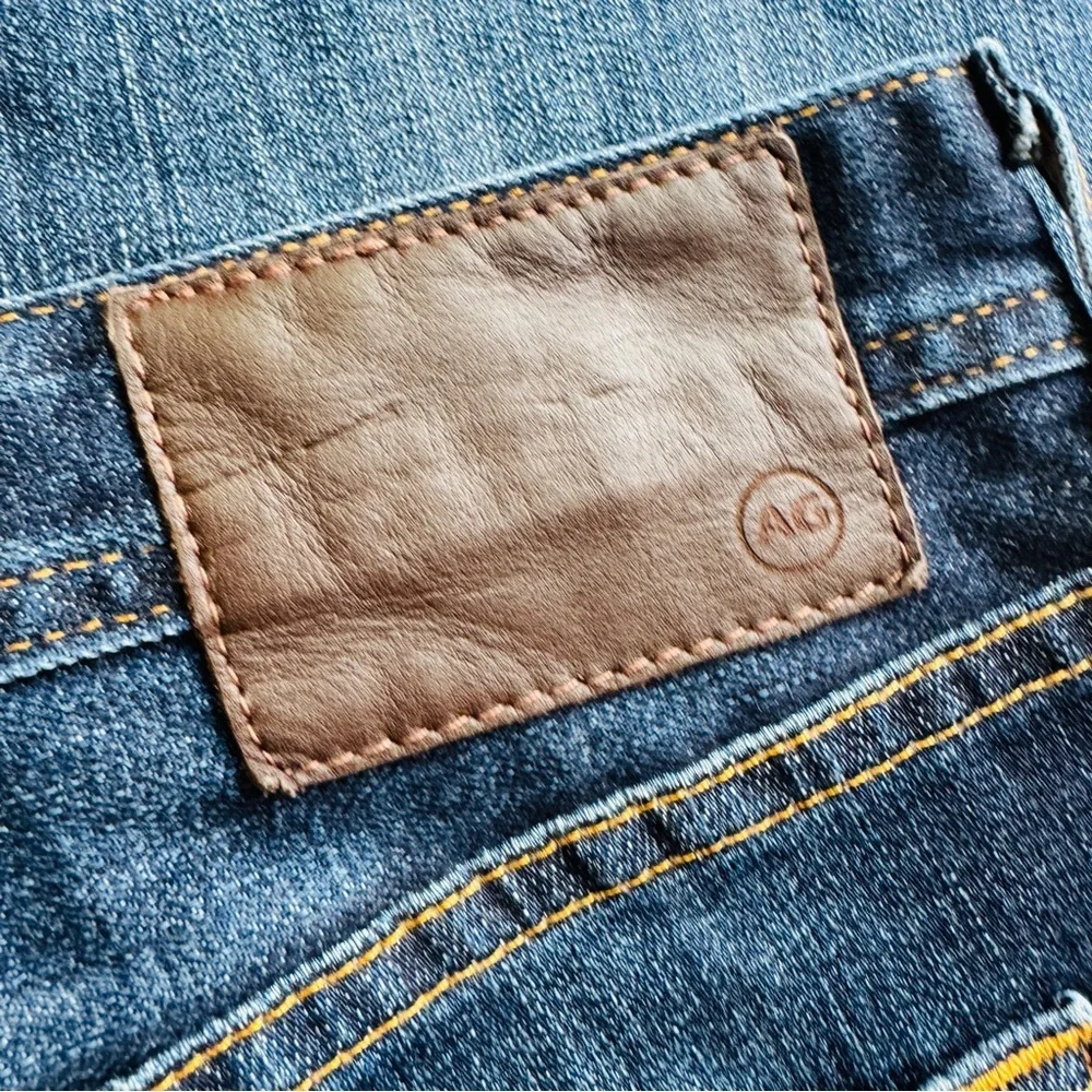 Ag Adriano Goldschmied the graduate tailored leg blue jeans size 38